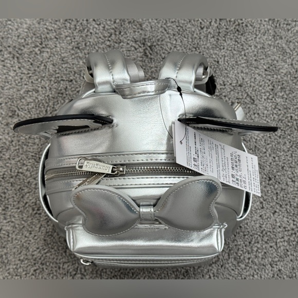 Loungefly Minnie Mouse Disney100 Platinum Mini Backpack - Picture 5 of 15